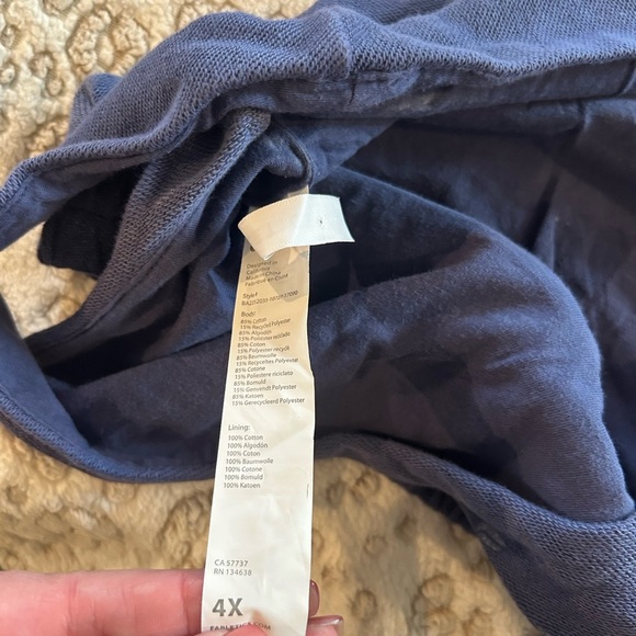 Women’s plus size 4X Fabletics Casual Sports Bra - Picture 4 of 5